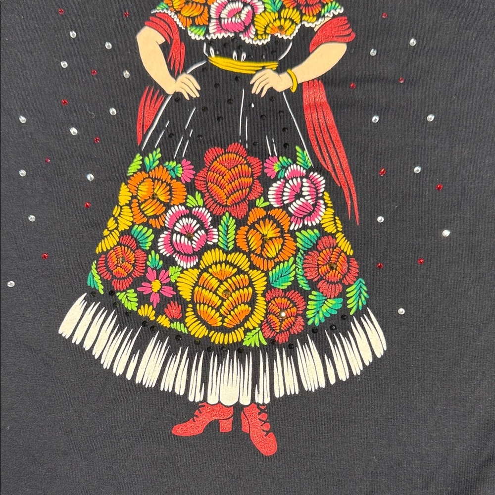 Freda Floral Graphic Black Tee - Picture 11 of 12